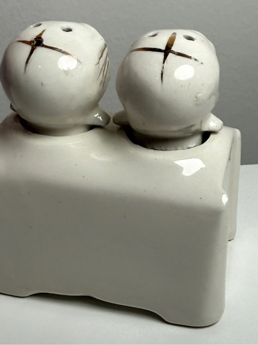 N/A decorative ceramic